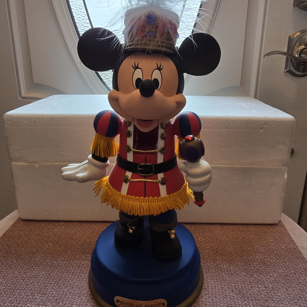 Disney Limited Edition Gold Base